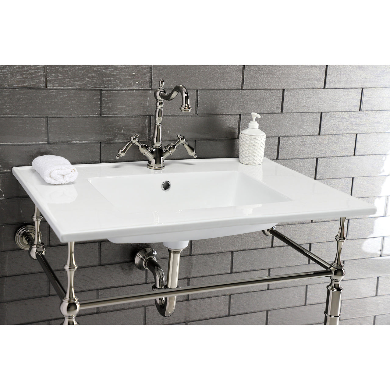 Continental 31 x 22 Ceramic Vanity Top W/1 hole & Integrated Basin - BNGBath