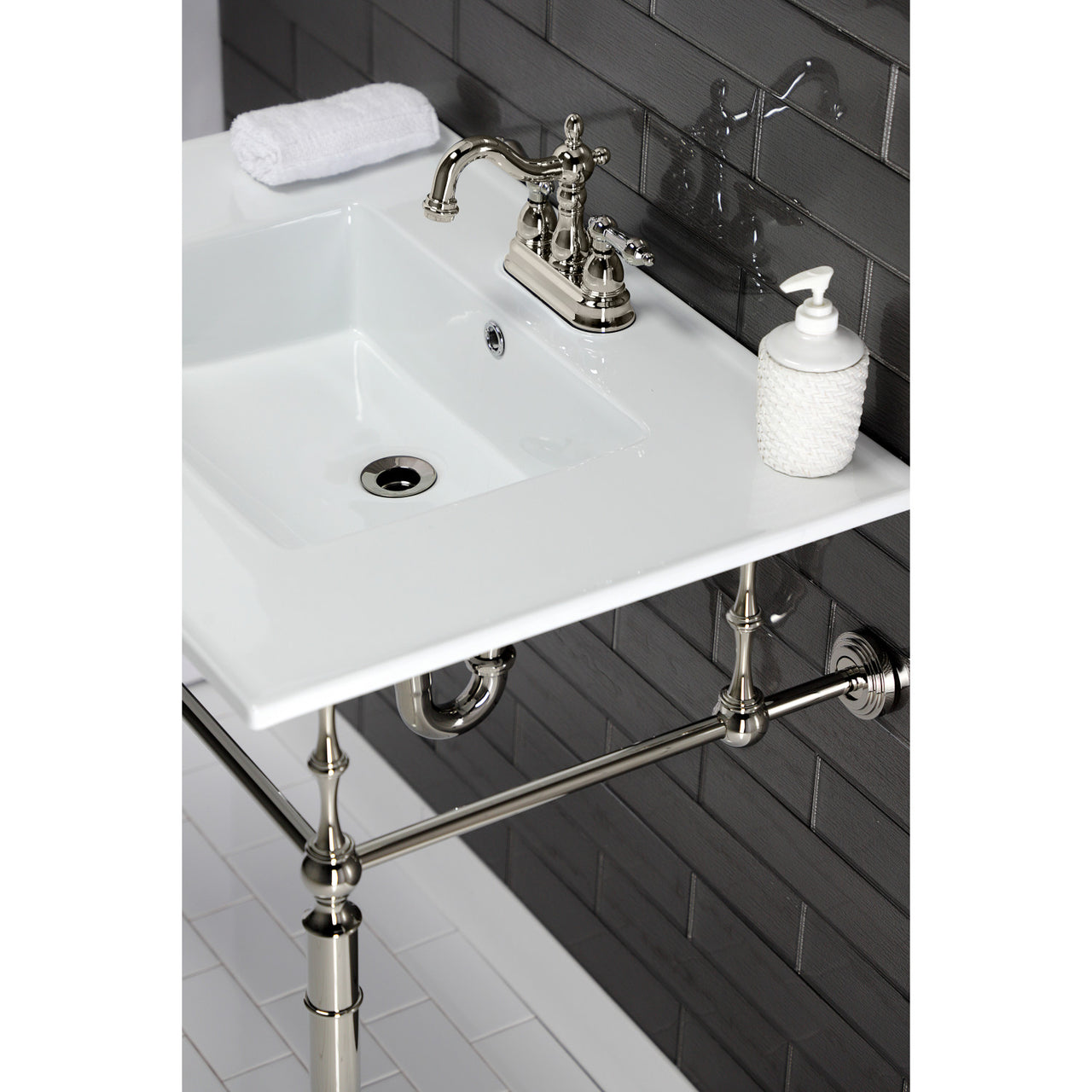 Continental 31 x 22 Ceramic Vanity Top w/ 3 hole & Integrated Basin - BNGBath