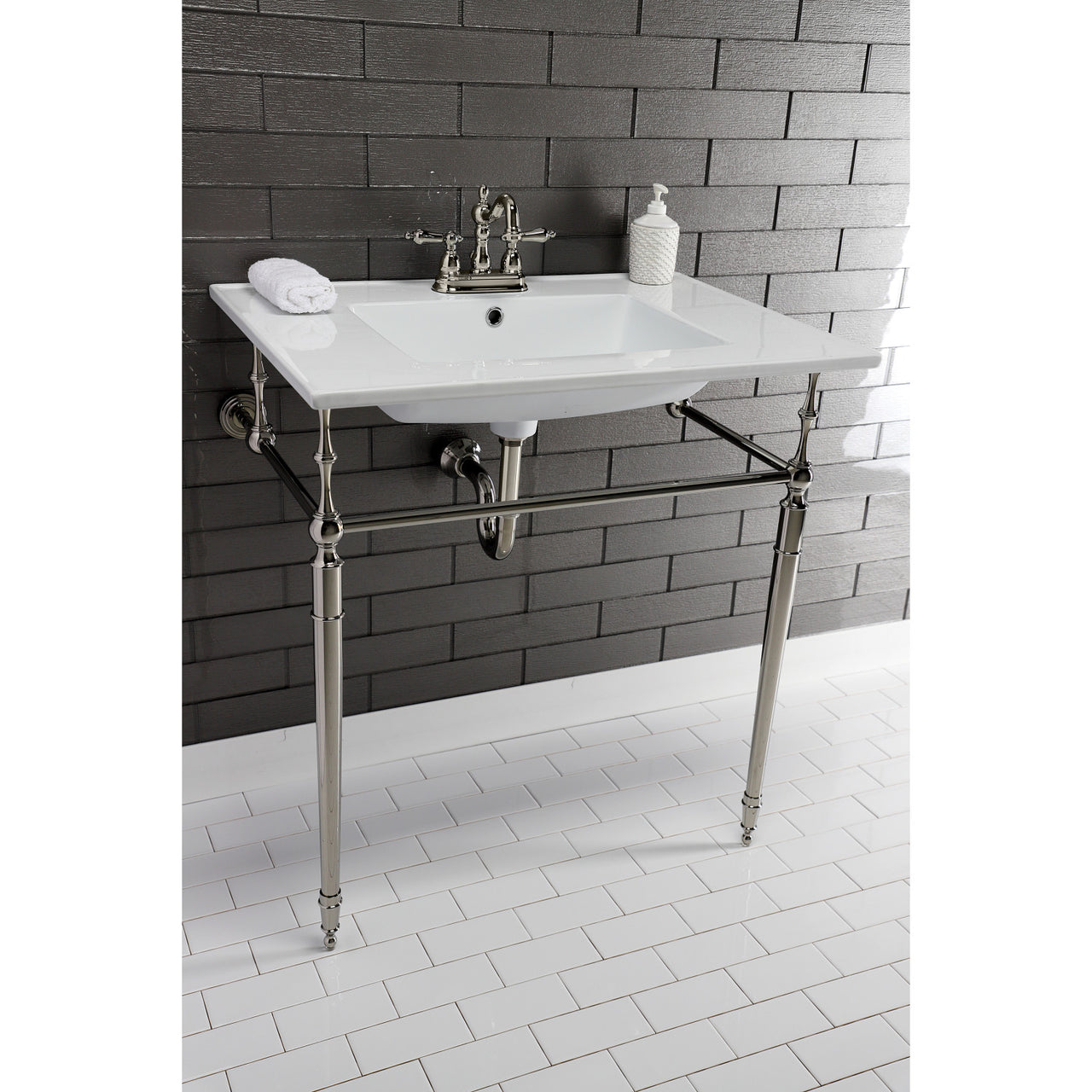 Continental 31 x 22 Ceramic Vanity Top w/ 3 hole & Integrated Basin - BNGBath